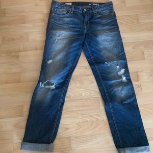 GAP real straight jeans